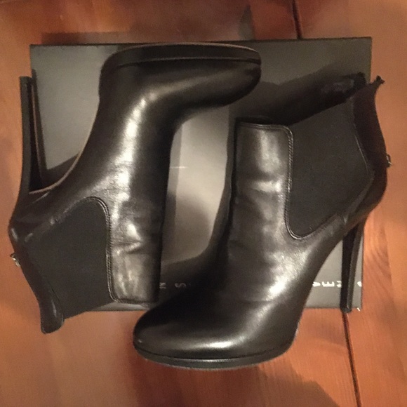 Steven by Steve Madden leather black bootie - Picture 2 of 5